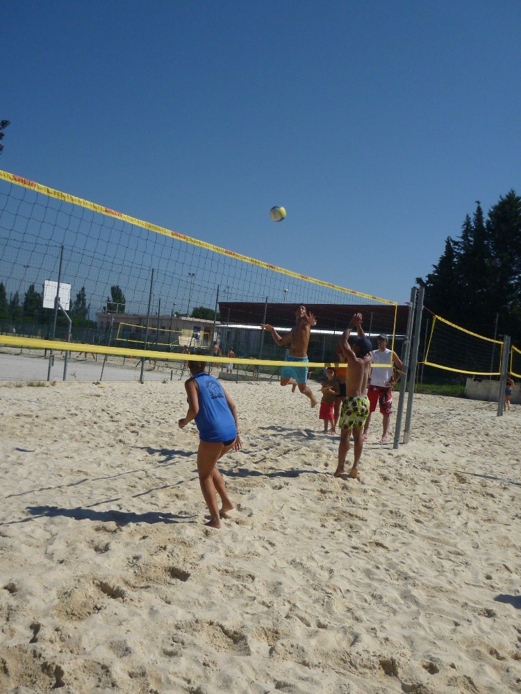 gal/saison 2009-2010/second_tournoi_beach/P1040574.JPG